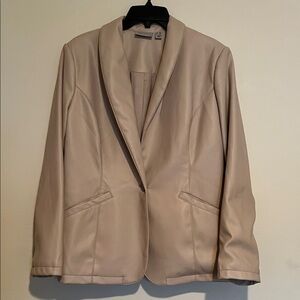 Susan Graver Beige Blazer